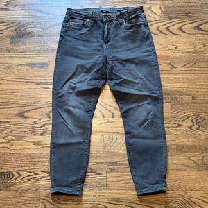 Kendall & Kylie Men's Charcoal Slim Jeans